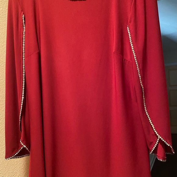 Joseph Ribkoff never worn rusty red top in size 12. Rhinestone trim - Picture 3 of 3